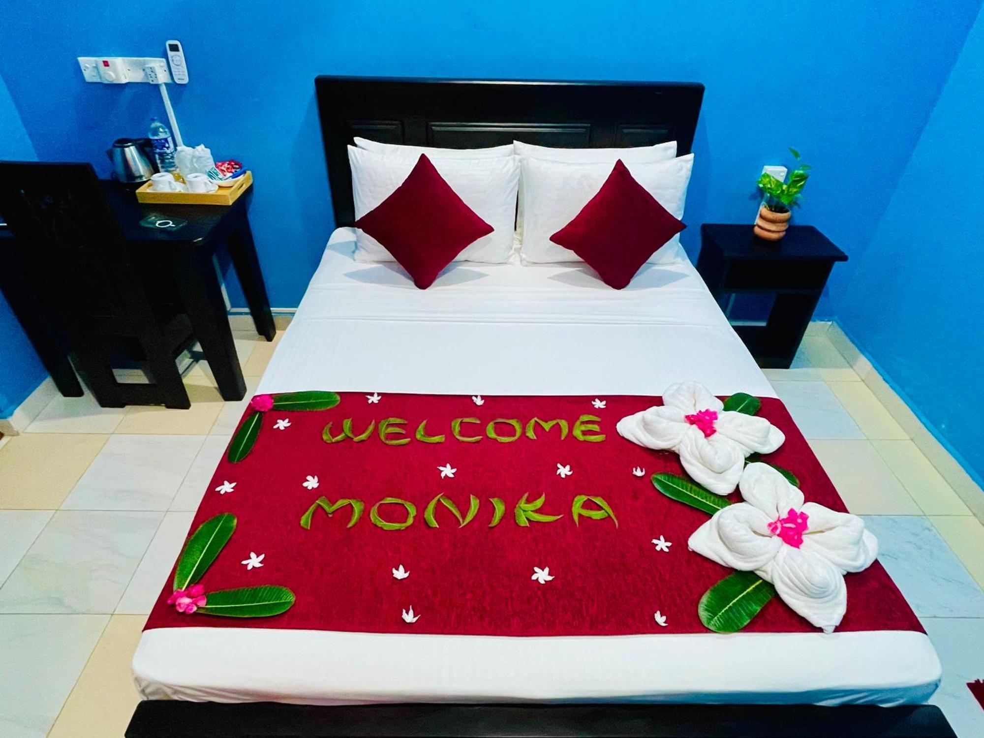 Hema Holiday Villa Тринкомале Екстериор снимка