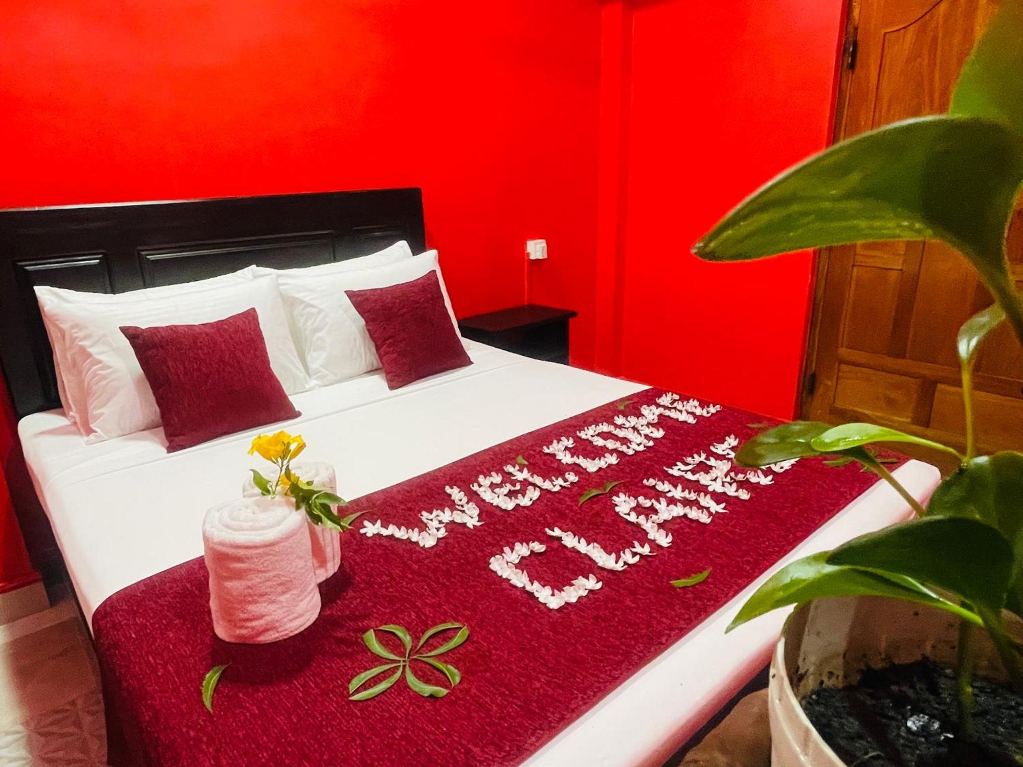 Hema Holiday Villa Тринкомале Екстериор снимка