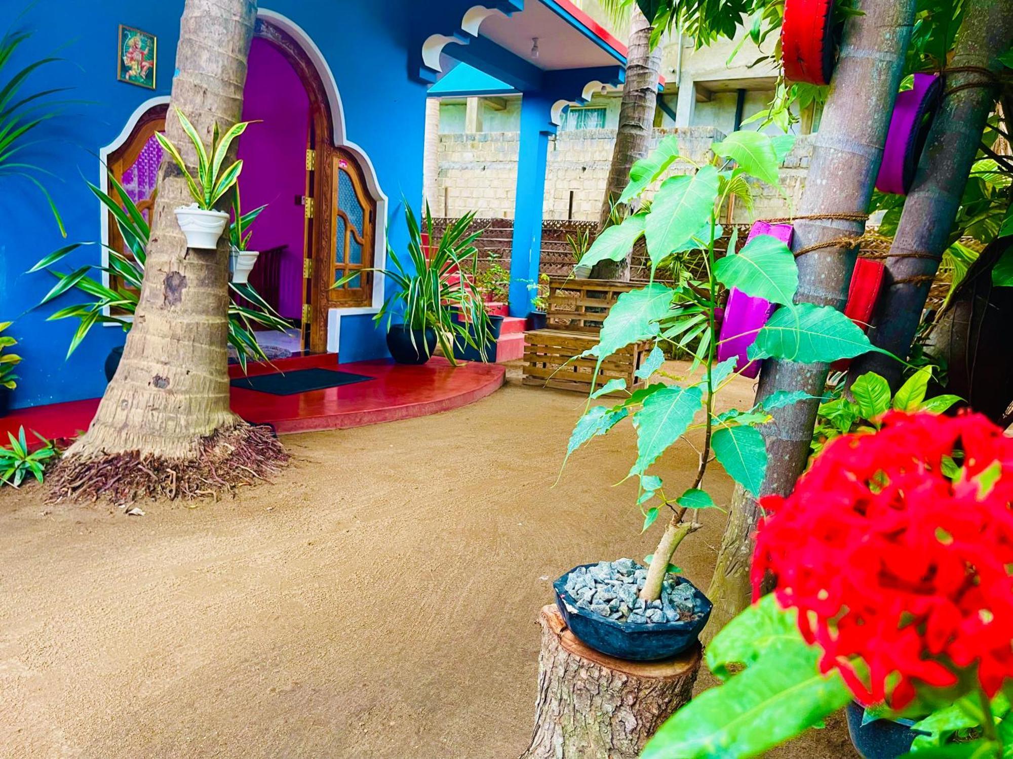 Hema Holiday Villa Тринкомале Екстериор снимка