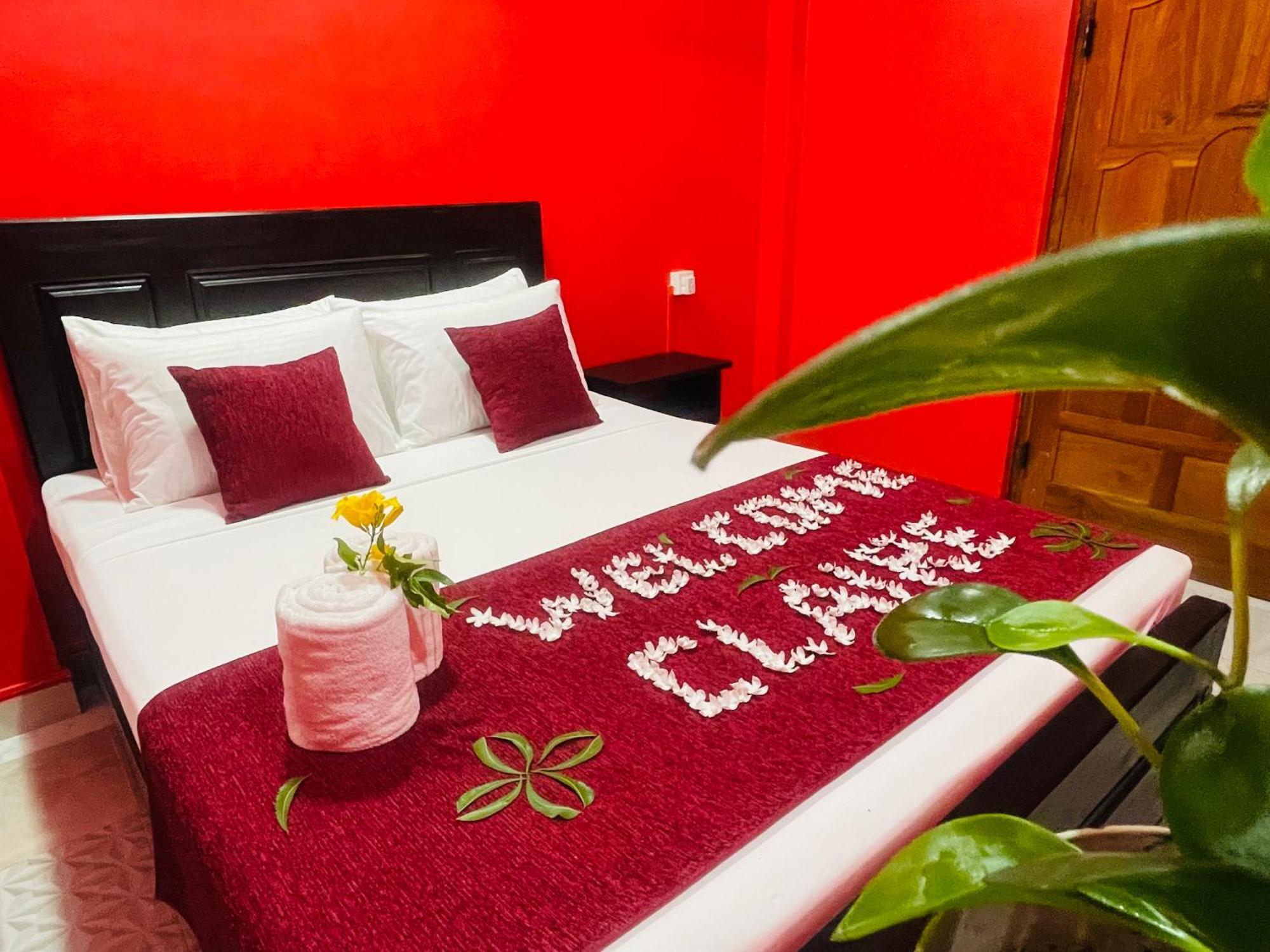Hema Holiday Villa Тринкомале Екстериор снимка