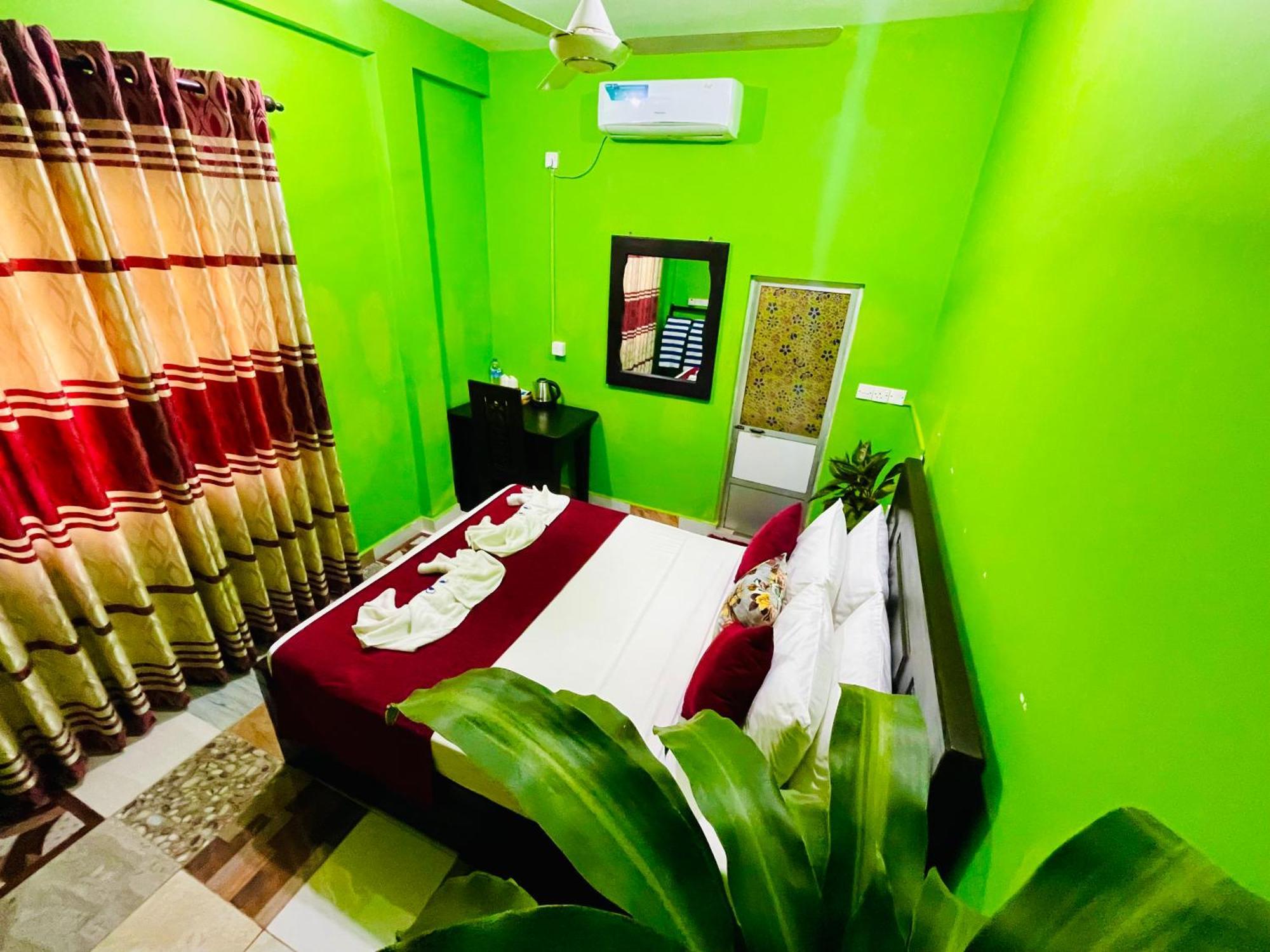 Hema Holiday Villa Тринкомале Екстериор снимка