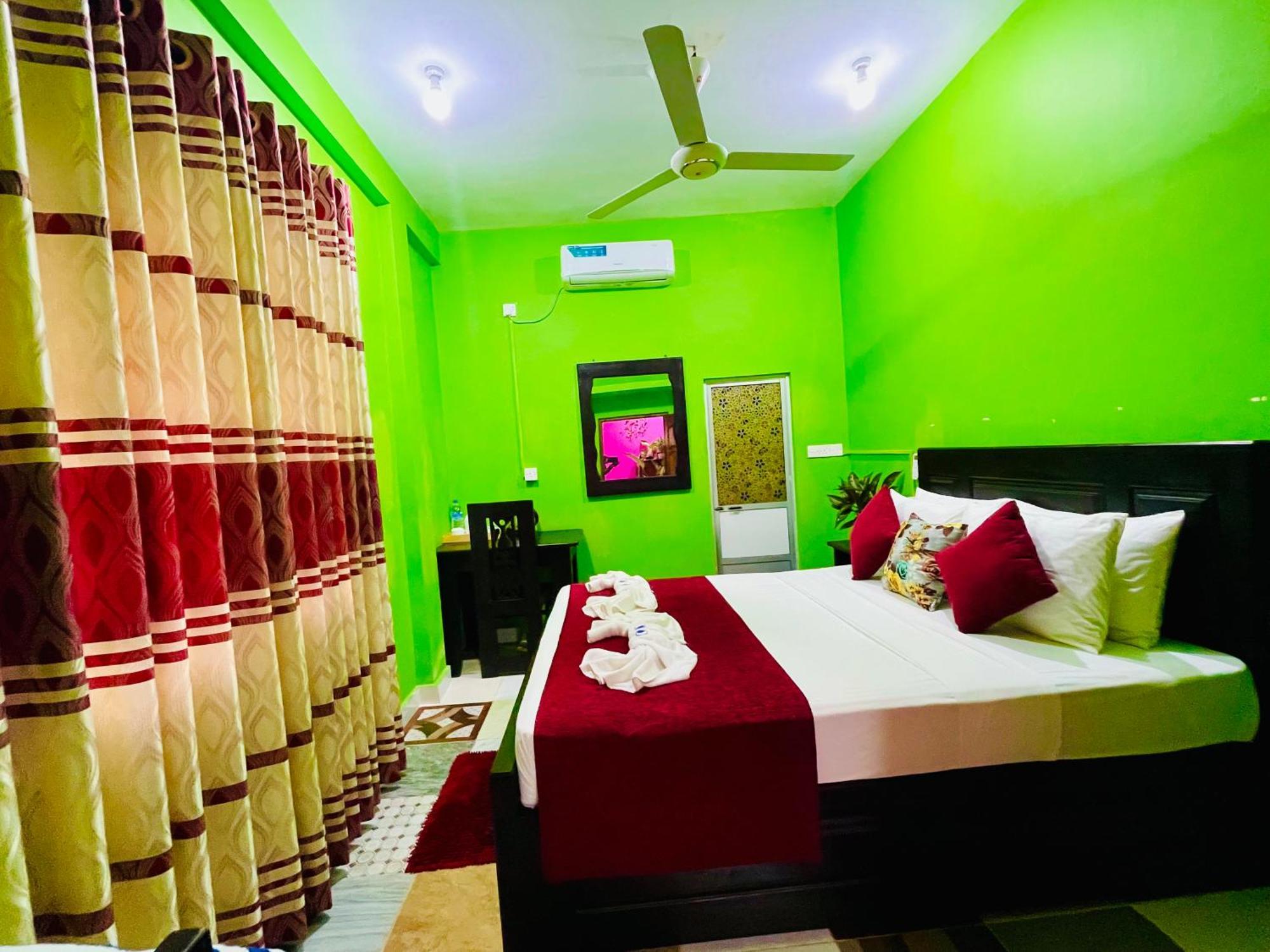 Hema Holiday Villa Тринкомале Екстериор снимка